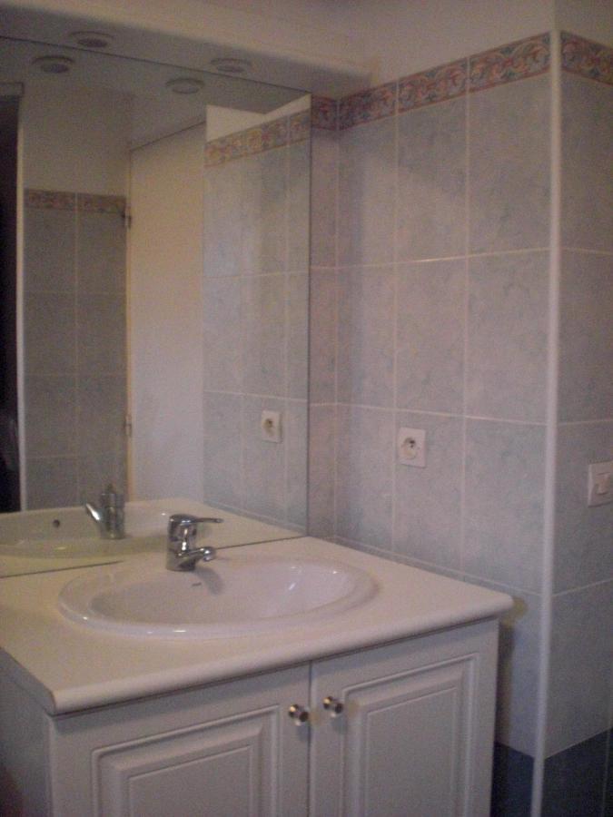 Résidence avec piscine, plage à 100 m, Cannes et Juan les Pins à 5 min, WiFi Golfe-Juan Exterior foto